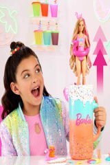 Barbie Pop Reveal Sürpriz Bardak Oyun Seti: 15 Sürprizle Dolu, Renk Değiştiren ve Kokulu Barbie Eğlencesi!