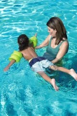 Summer Essential™ İki Boğumlu Yüzme Kollukları 20cm: Çocuklarınız Suda Güvenle Eğlensin!