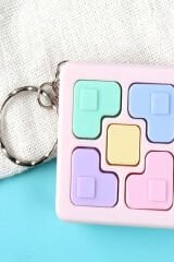 Mini Hafıza Oyunu Anahtarlık – Sesli ve Işıklı
