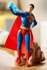 DC Comics Superman Epik Strike 15 cm Aksiyon Figürü + 2 Aksesuar