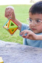 Mıknatısların Sihirli Dünyası: Renkli 35 Parça Eğlence