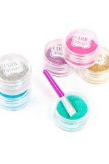 Çocuklar İçin Eğlenceli ve Ojesiz Manikür: Cool Maker Go Glam Parıltılı Tırnaklar Seti!