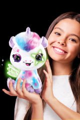 Kendi Unicorn'unu Tasarla: Karanlıkta Parlayan Sihirli Airbrush Peluş