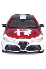 Alfa Romeo Giulia GTAm 1:18 Ölçek Model: Detaylarda Yarış Ruhu!